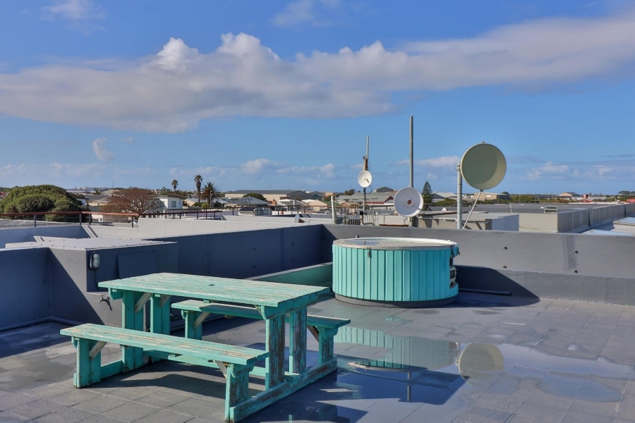 2 Bedroom Property for Sale in Gansbaai Central Western Cape